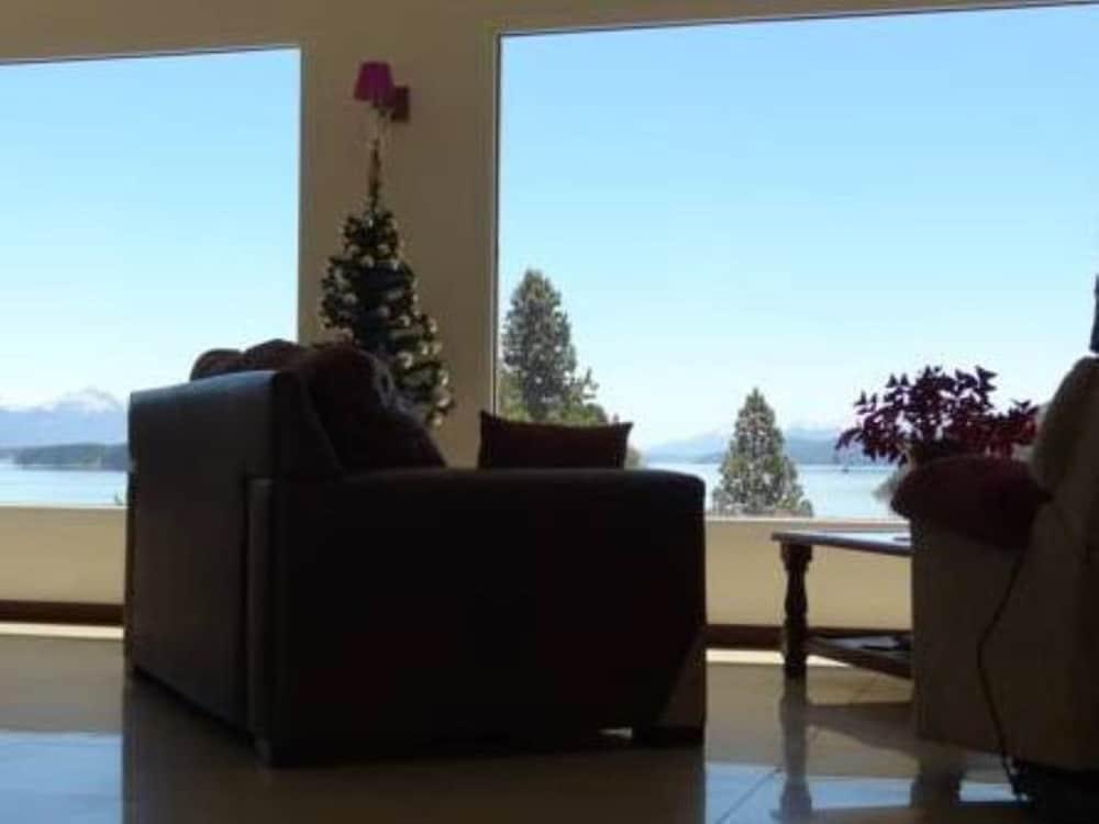 Nbh Lacus Boutique Hotel San Carlos de Bariloche Esterno foto