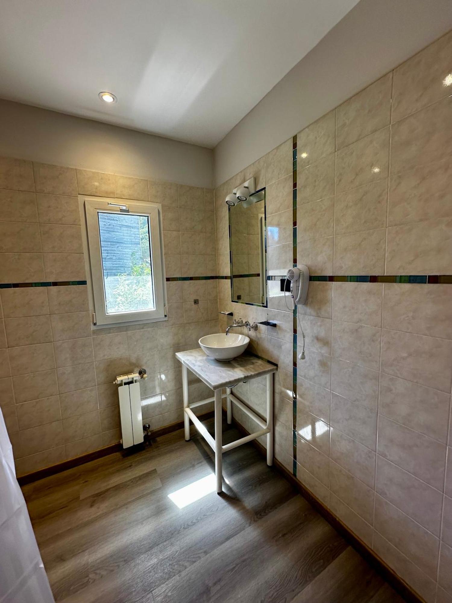Nbh Lacus Boutique Hotel San Carlos de Bariloche Esterno foto