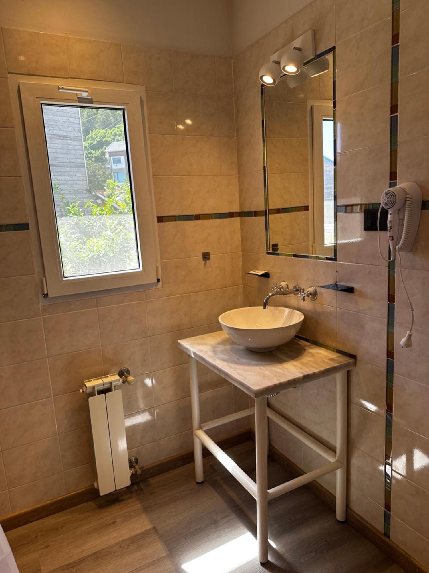 Nbh Lacus Boutique Hotel San Carlos de Bariloche Esterno foto