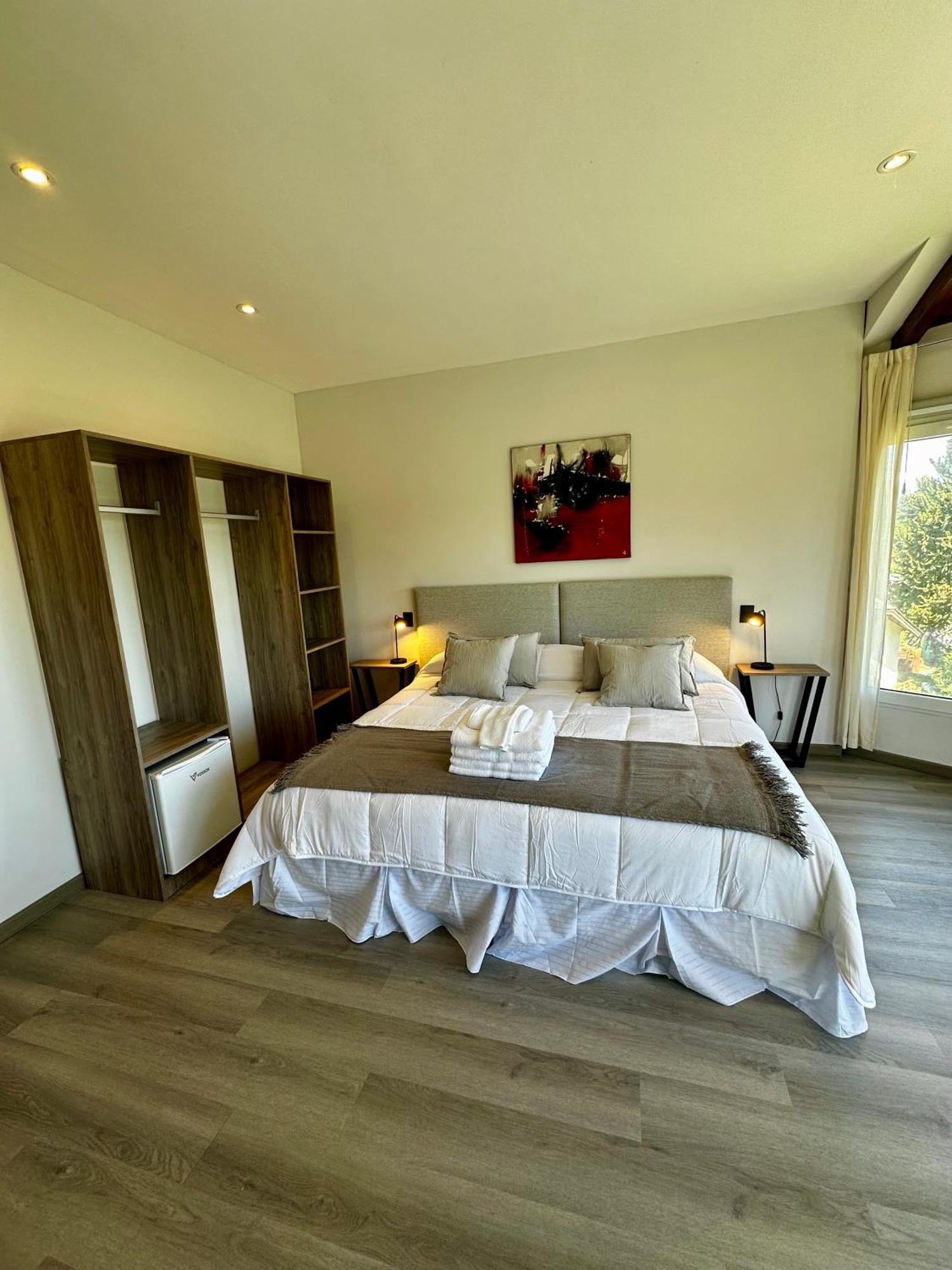 Nbh Lacus Boutique Hotel San Carlos de Bariloche Esterno foto