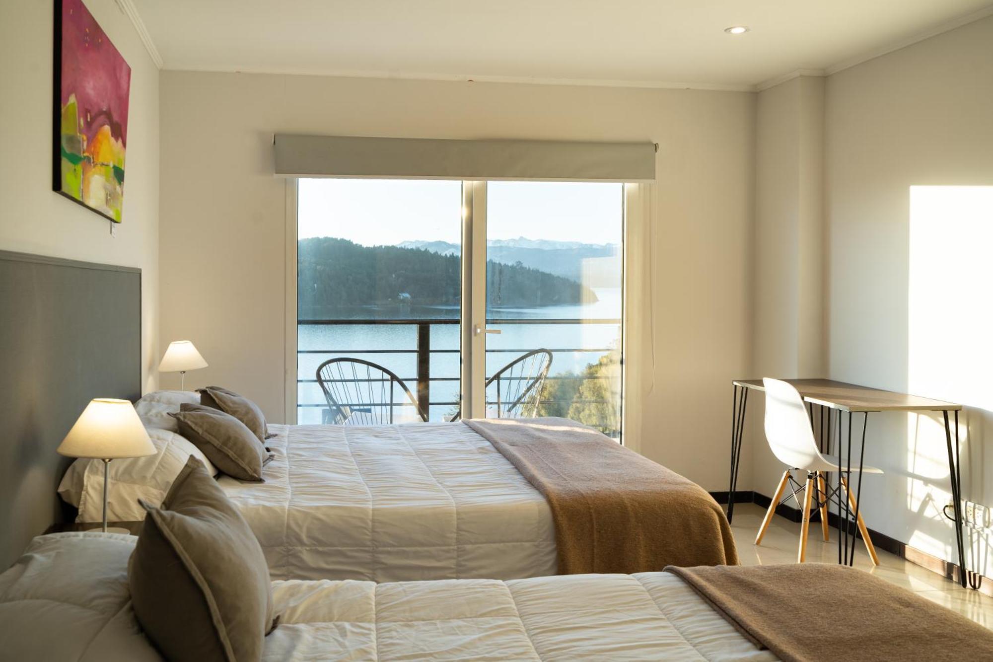 Nbh Lacus Boutique Hotel San Carlos de Bariloche Esterno foto